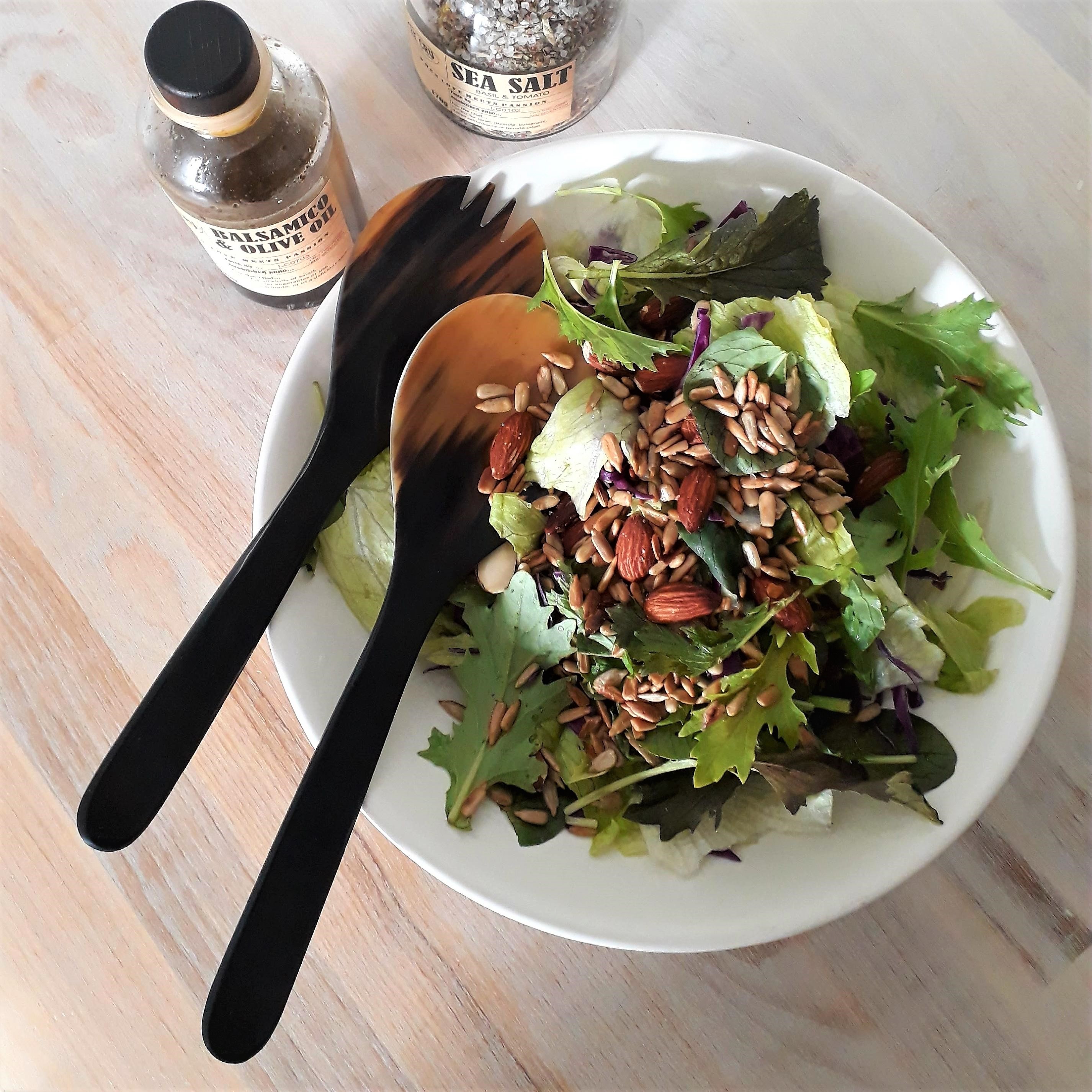 Salad servers Horn Wide 21 Hornvarefabrikken SHOP NOW